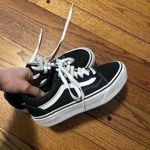 BLACK PLATFORM VANS